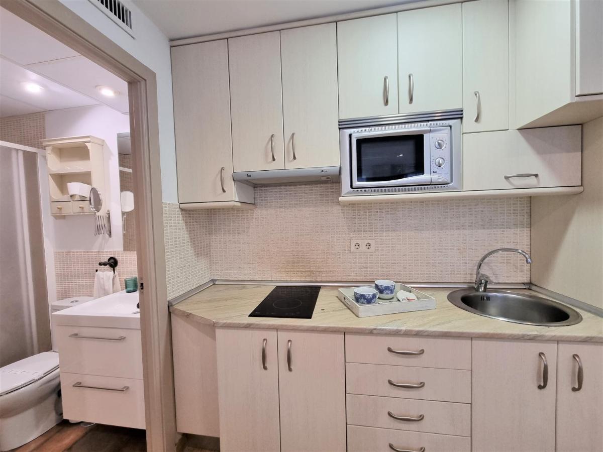 Apartamentos San Andres Madrid Buitenkant foto