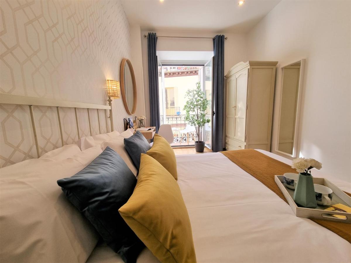 Apartamentos San Andres Madrid Buitenkant foto