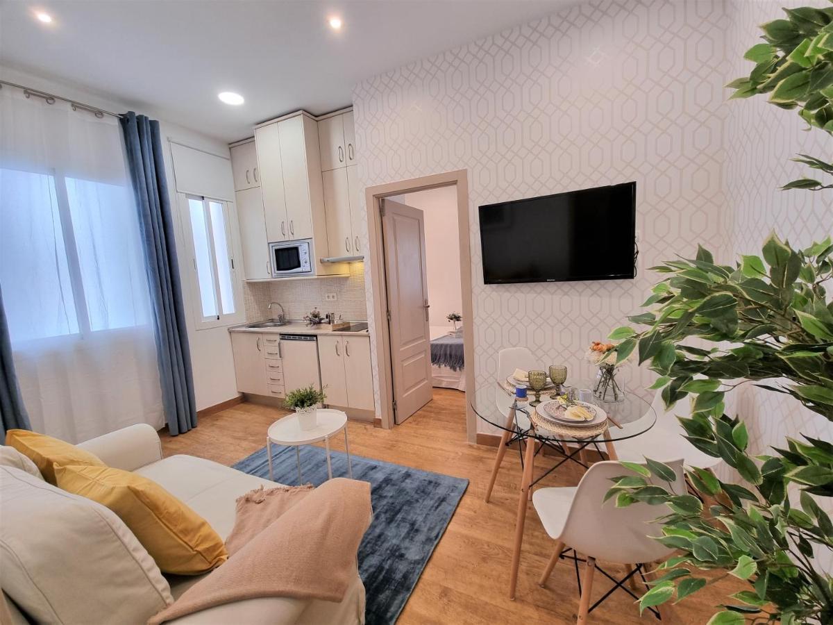 Apartamentos San Andres Madrid Buitenkant foto
