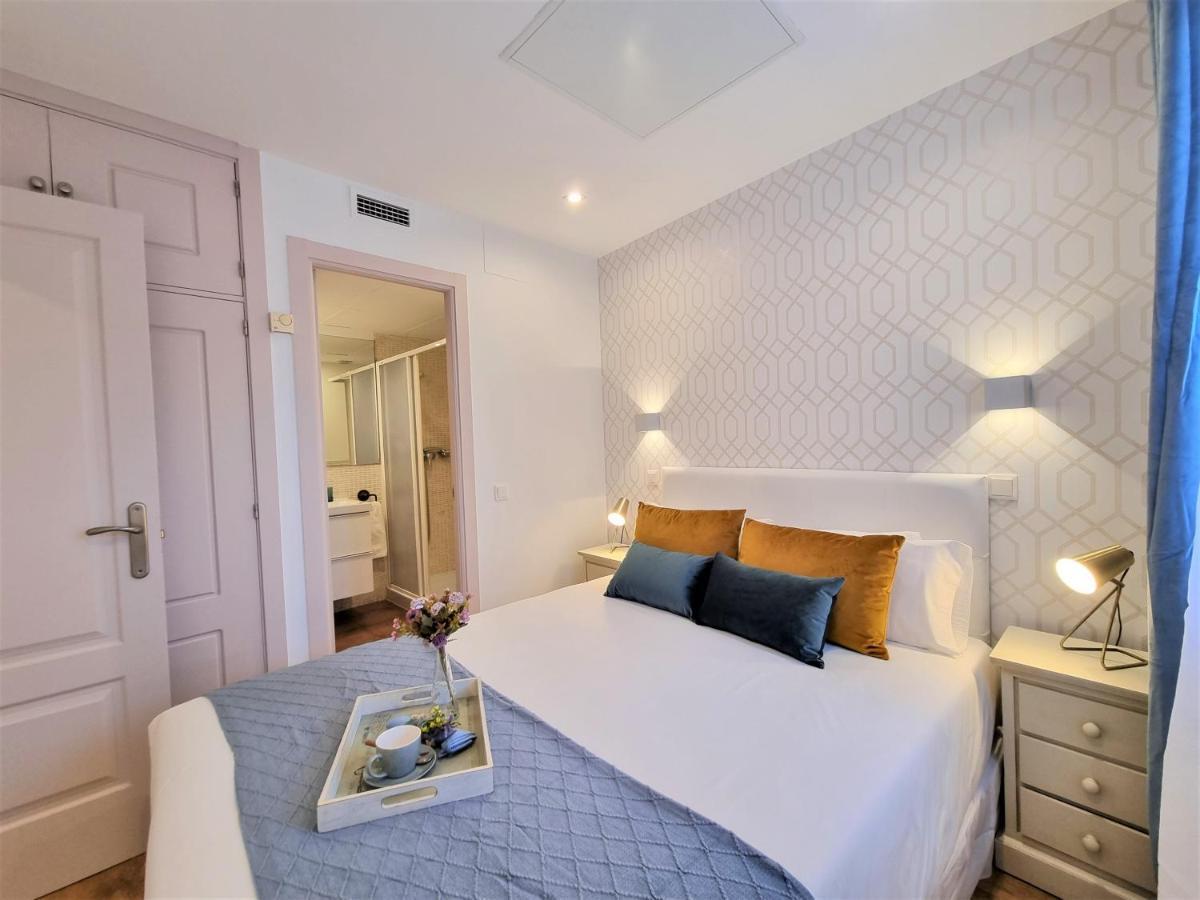 Apartamentos San Andres Madrid Buitenkant foto